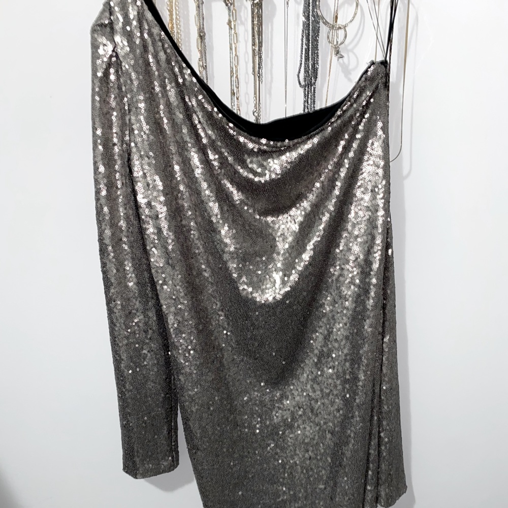 Mini dress
